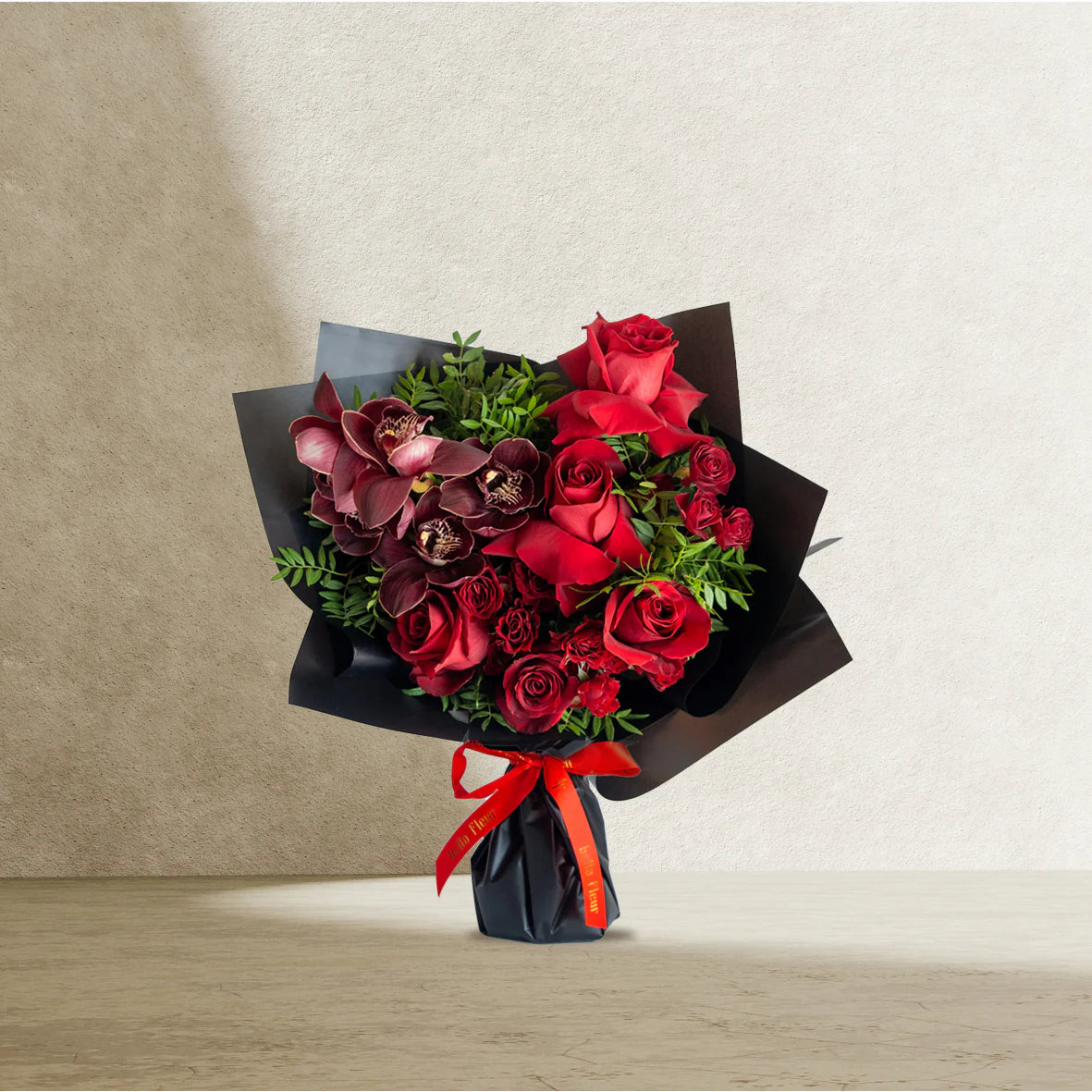 Amore Bouquet – Bold Elegance in Red